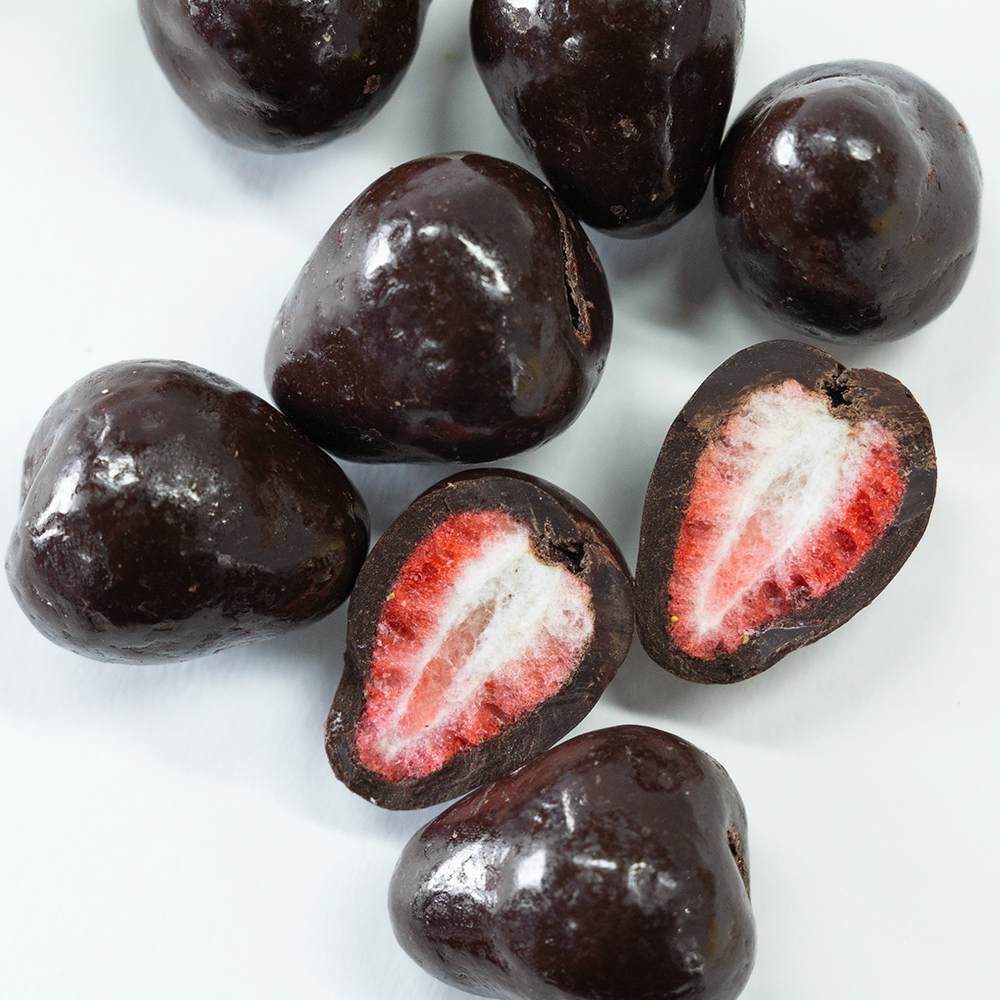 Freeze-Dried Strawberry Coated in Dark Chocolate | 1kg Bulk Pack