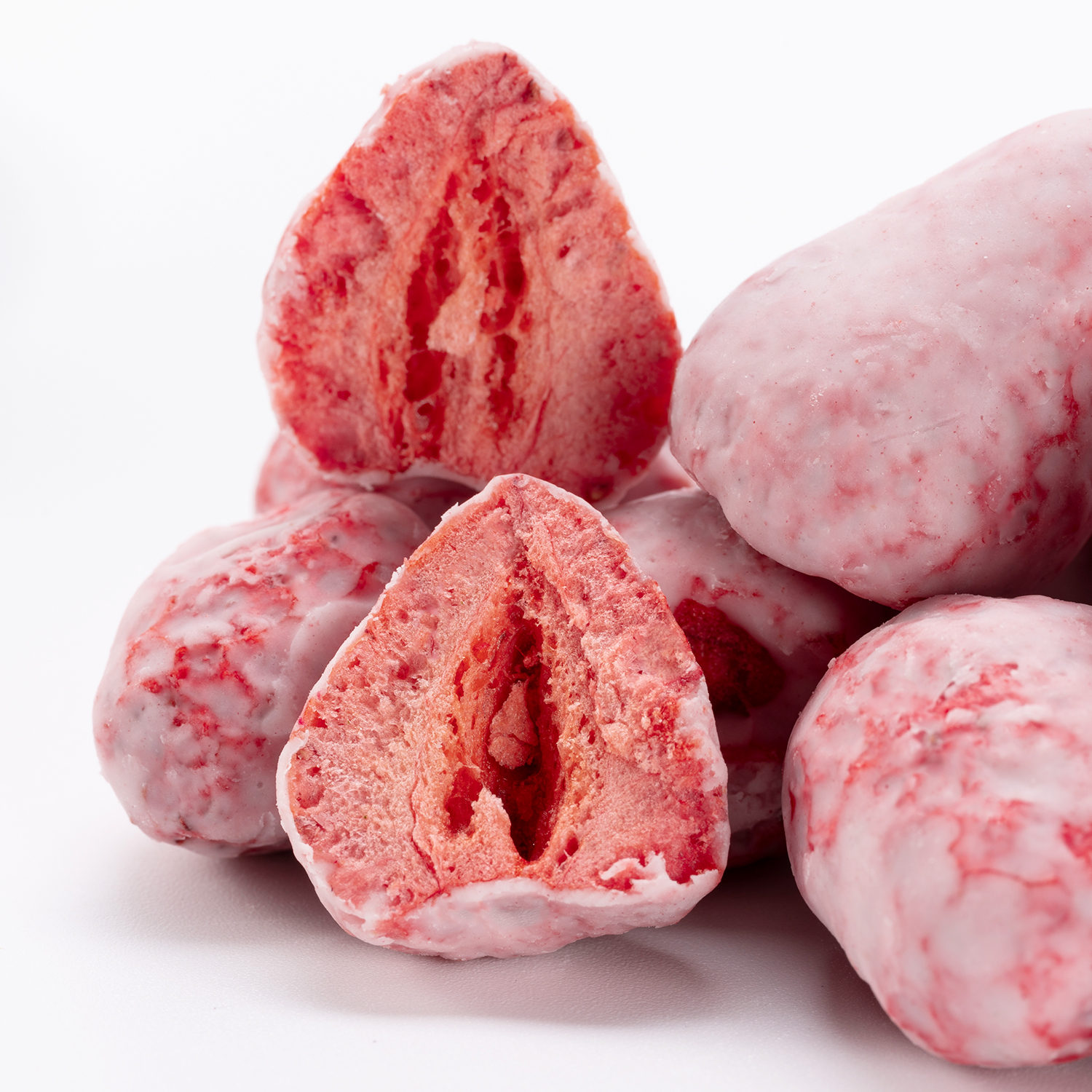 Freeze-Dried Strawberry with Milk Flavored Coating | 1kg Bulk Pack
