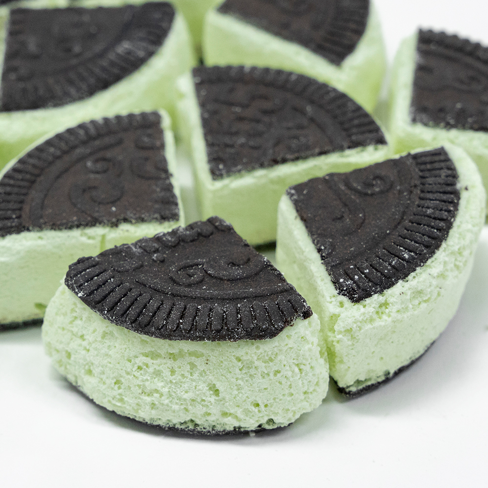 Freeze-Dried Cookie Sandwich - Pistachio Ice Cream | 1kg Bulk Pack