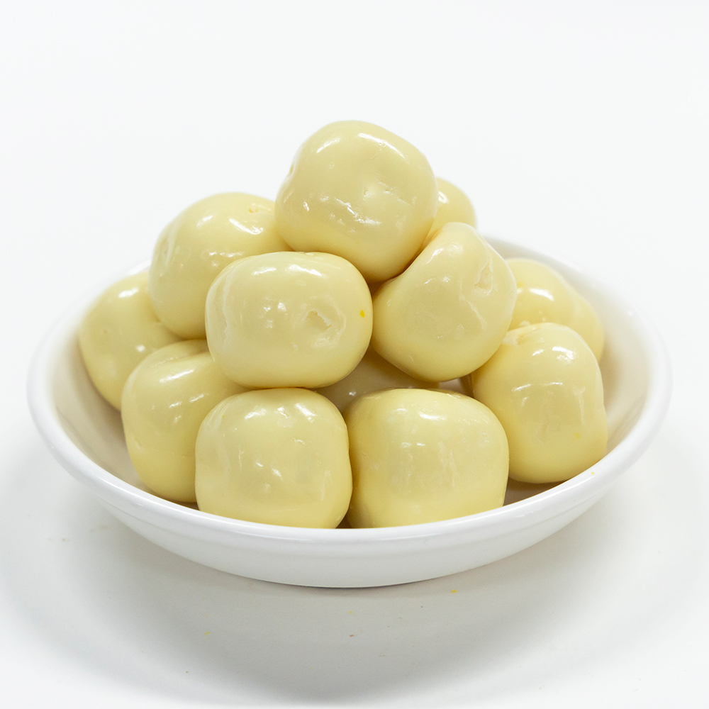 Freeze-Dried Passion Fruit Coated in White Chocolate | 1kg Bulk Pack